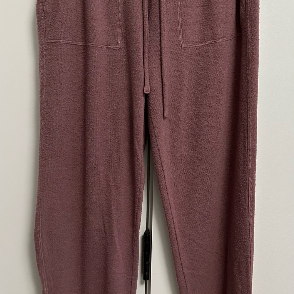 ALO Yoga Dusty Pink Lounge Pants